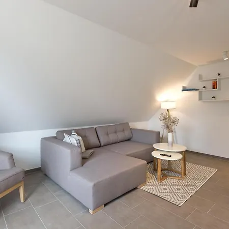 Unter Den Kiefern 93 Og Apartamento Röbel