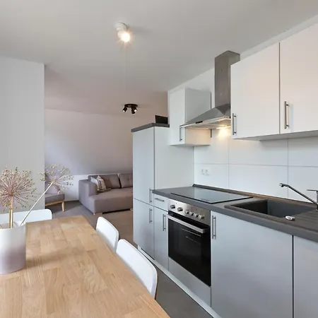 Unter Den Kiefern 93 Og Röbel