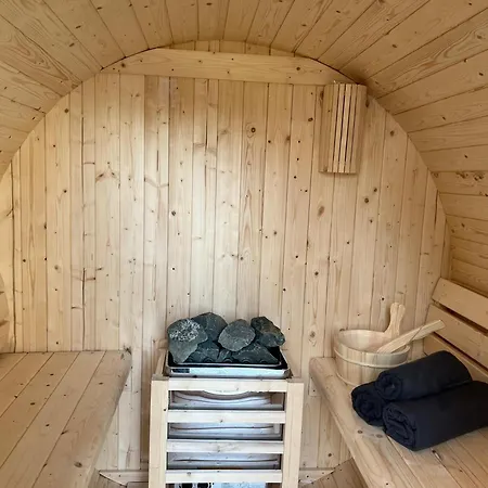 Unter Den Kiefern 93 Og Apartamento Röbel