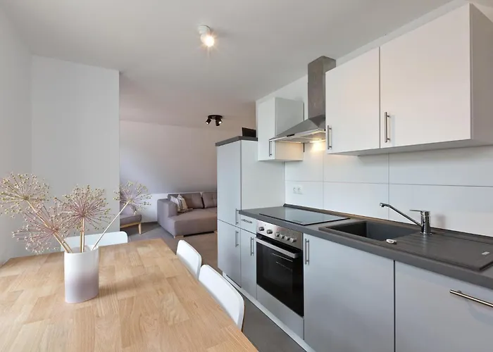 Unter Den Kiefern 93 Og Röbel